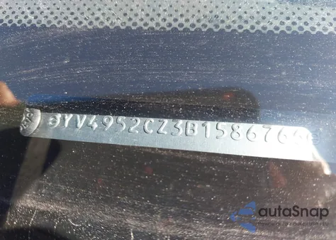 2011 Volvo Xc90 3.2 z USA, uszkodzony, nr VIN YV4952CZ3B1586766
